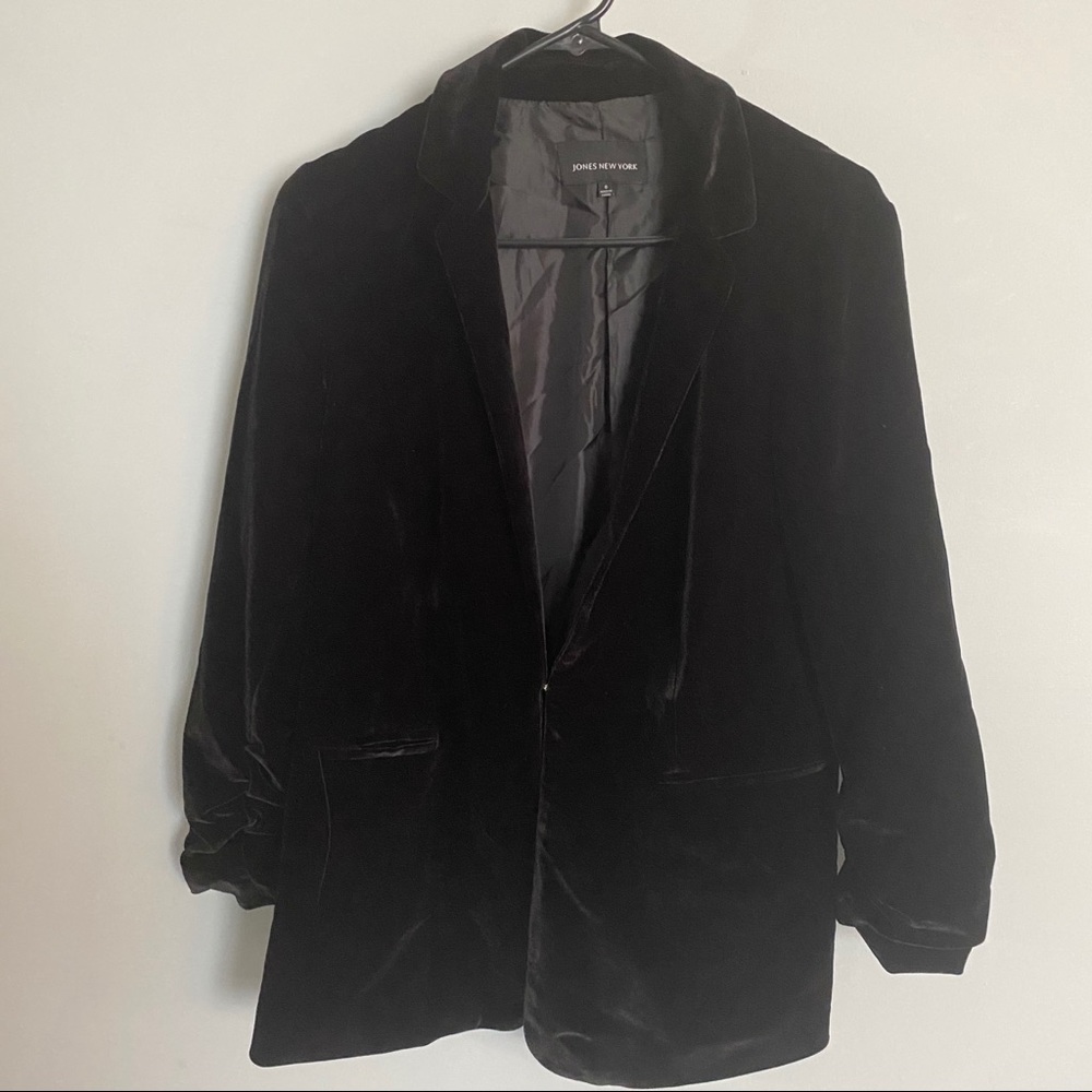Jones NY velvet jacket